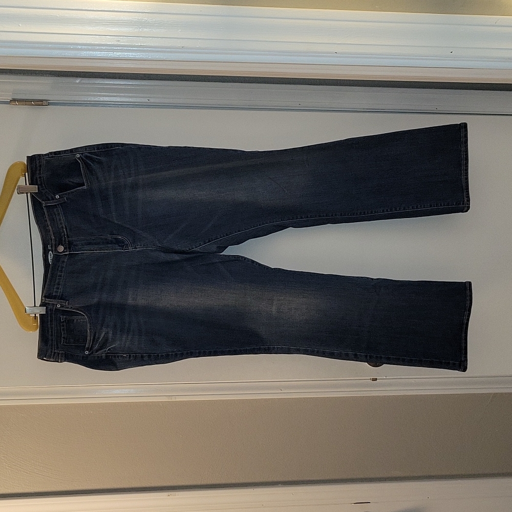 Old Navy Curvy Boot-cut Jeans, Medium Wash, Size 20, Never worn!